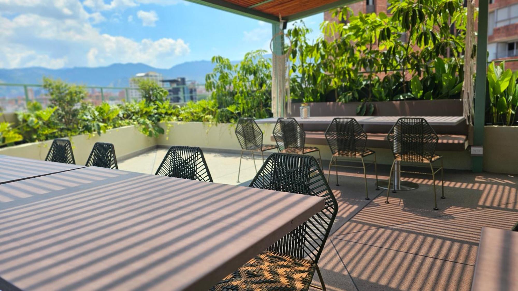 B 48 Living By B Rent Apartment Medellin Luaran gambar