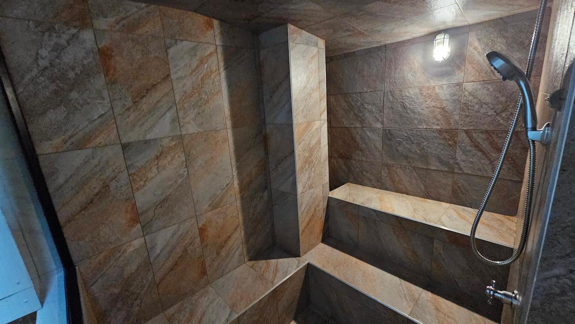 B 48 Living By B Rent Apartment Medellin Luaran gambar
