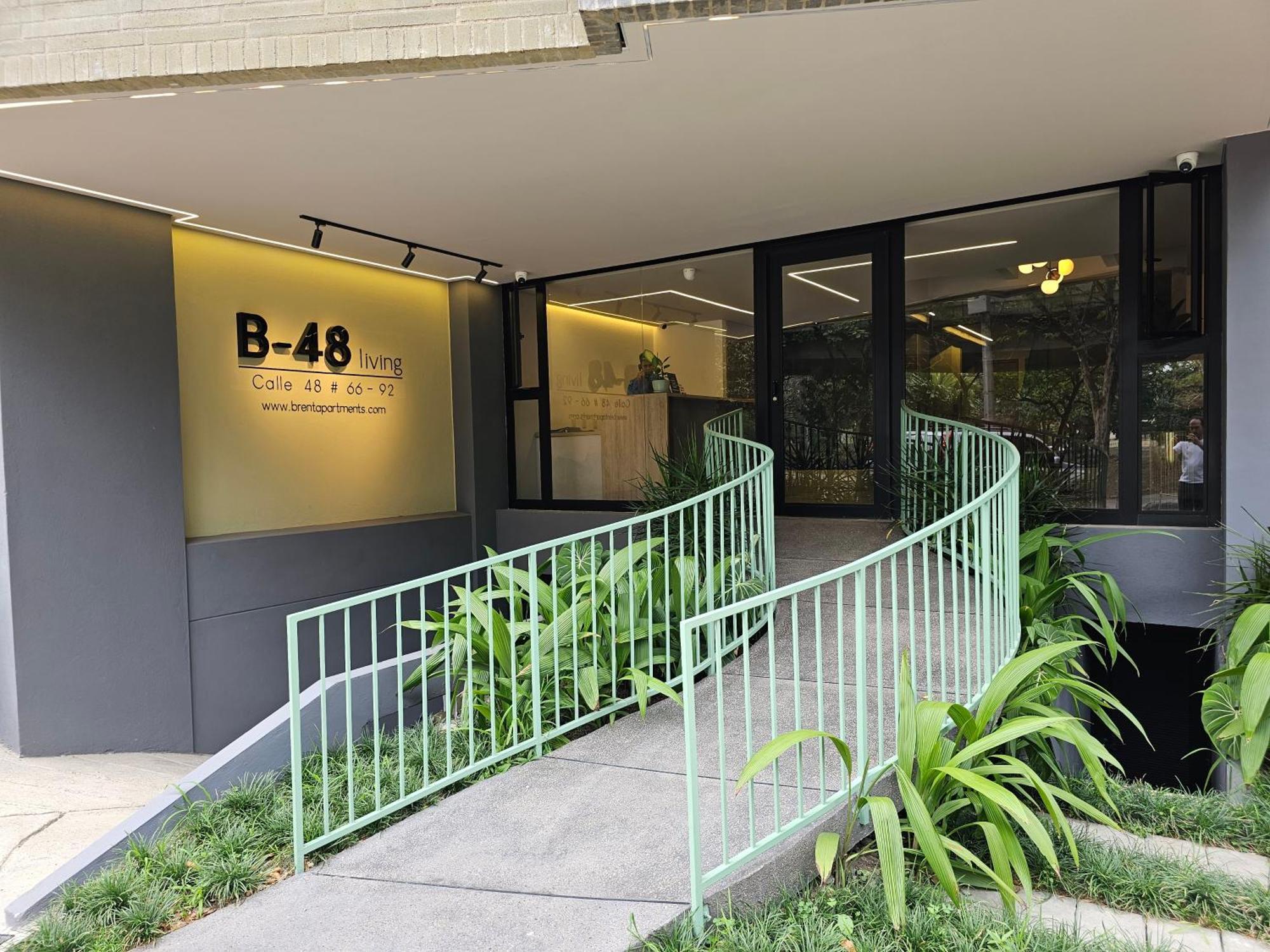 B 48 Living By B Rent Apartment Medellin Luaran gambar